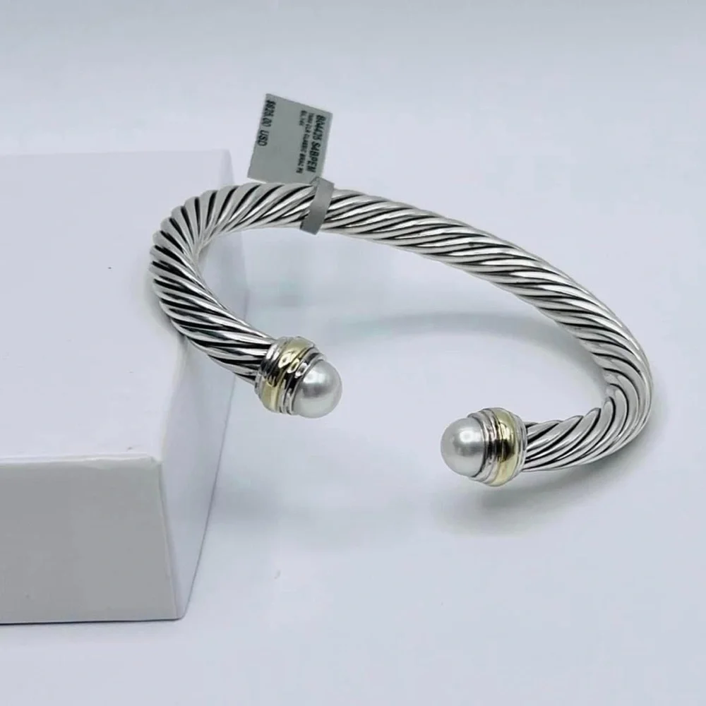David Yurman Cable Classics Collection
Bracelet with Pearls and 14K Gold - Picture 1 of 5